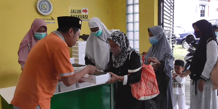 AMALKAN SPIRIT AL-MA’UN RSU PKU MUHAMMADIYAH BANTUL SALURKAN SANTUNAN DHUAFA