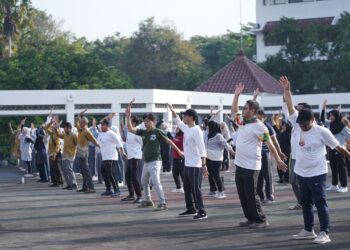 Semarakkan Milad Ke-43, UMY Gelar Senam bersama Guru, Siswa, dan Civitas Academica