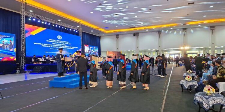 Universitas Ahmad Dahlan Wisuda 1.481 Lulusan