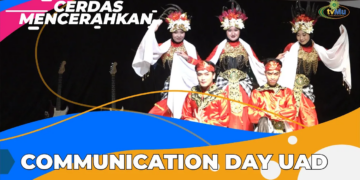 CERDAS MENCERAHKAN I COMMUNICATION DAY UAD
