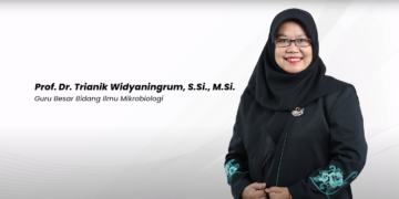 Profil Prof. Trianik Widyaningrum, S.Si., M.Si
