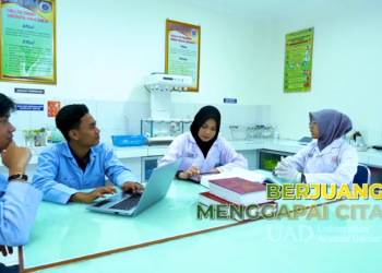 Hymne Farmasi Universitas Ahmad Dahlan