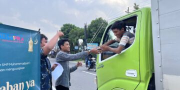 SMP MUHAMMADIYAH 1 PRAMBANAN GELAR BAITUL ARQOM DAN MABIT BINTANG LEADERSHIP