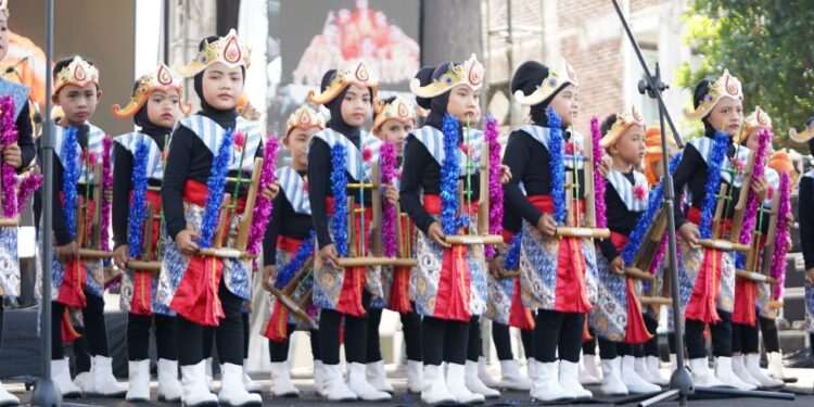 Kemeriahan Dalam UNISAFEST 2024