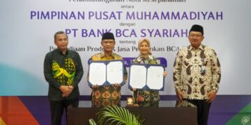 PENGUATAN SINERGI ANTAR LEMBAGA: PP Muhammadiyah dan BCA Syariah Tanda Tangan Nota Kesepahaman Layanan Perbankan Syariah