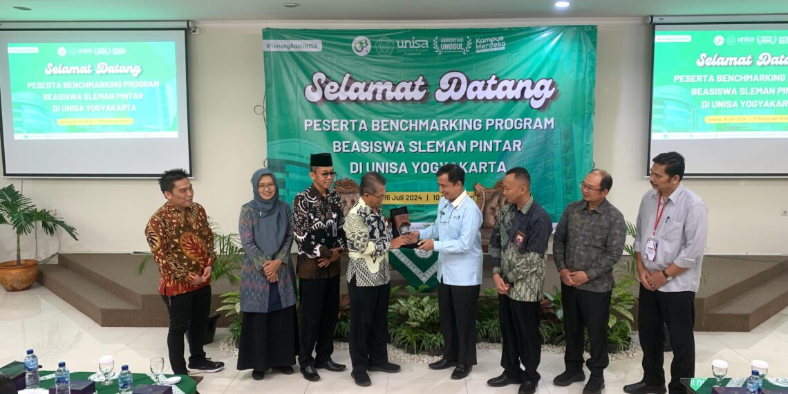 UNISA Yogyakarta dan Pemda Sleman Perkuat SDM Melalui Beasiswa Sleman Pintar