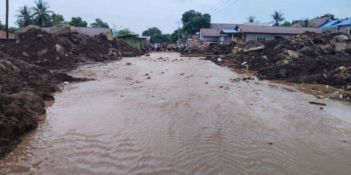Banjir Bandang di Ternate, MDMC bantu Evakuasi Warga Terdampak