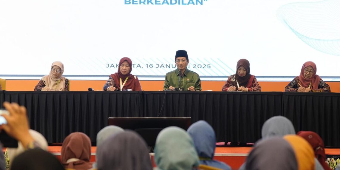 Hadir di Tanwir ‘Aisyiyah, Menag Sampaikan Dukungan Terhadap Penguatan Pemberdayaan Perempuan
