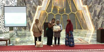 UNISA Yogyakarta Tebar Berkah Ramadhan, Bagikan Ratusan Paket Sembako untuk Warga Sekitar