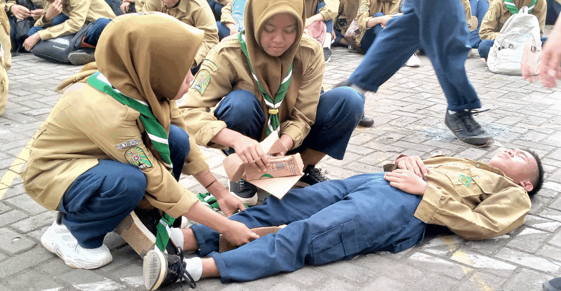 Hadapi Ancaman Megathrust, Ponpes Sang Pencerah & SMK Muh Petahanan Selenggarakan Simulasi Penanggulangan Bencana