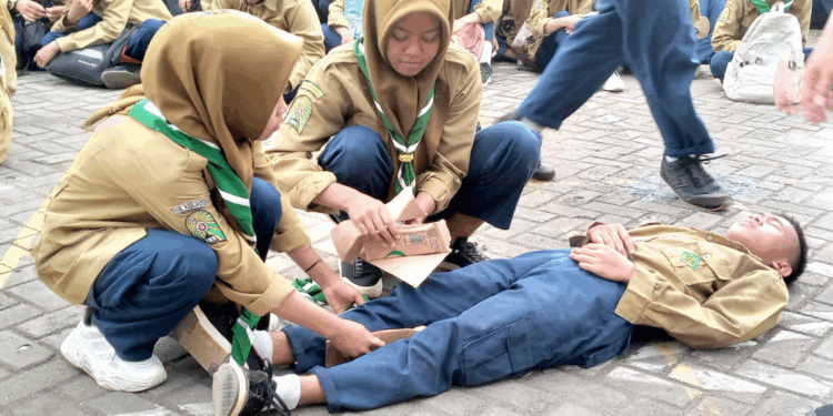 Hadapi Ancaman Megathrust, Ponpes Sang Pencerah & SMK Muh Petahanan Selenggarakan Simulasi Penanggulangan Bencana