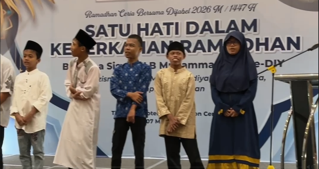 LAZISMU PKU Ajak Siswa SLB Muhammadiyah se-DIY Buka Puasa di Hotel Bintang Empat
