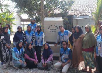 Rocket Stove Jadi Inovasi Mahasiswa KKN UAD dalam Pengelolaan Sampah Rumah Tangga di Karangduwur